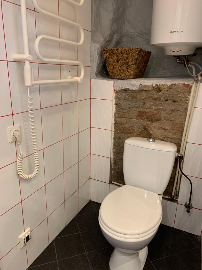 Old Studio Apartment Vilnius Luaran gambar