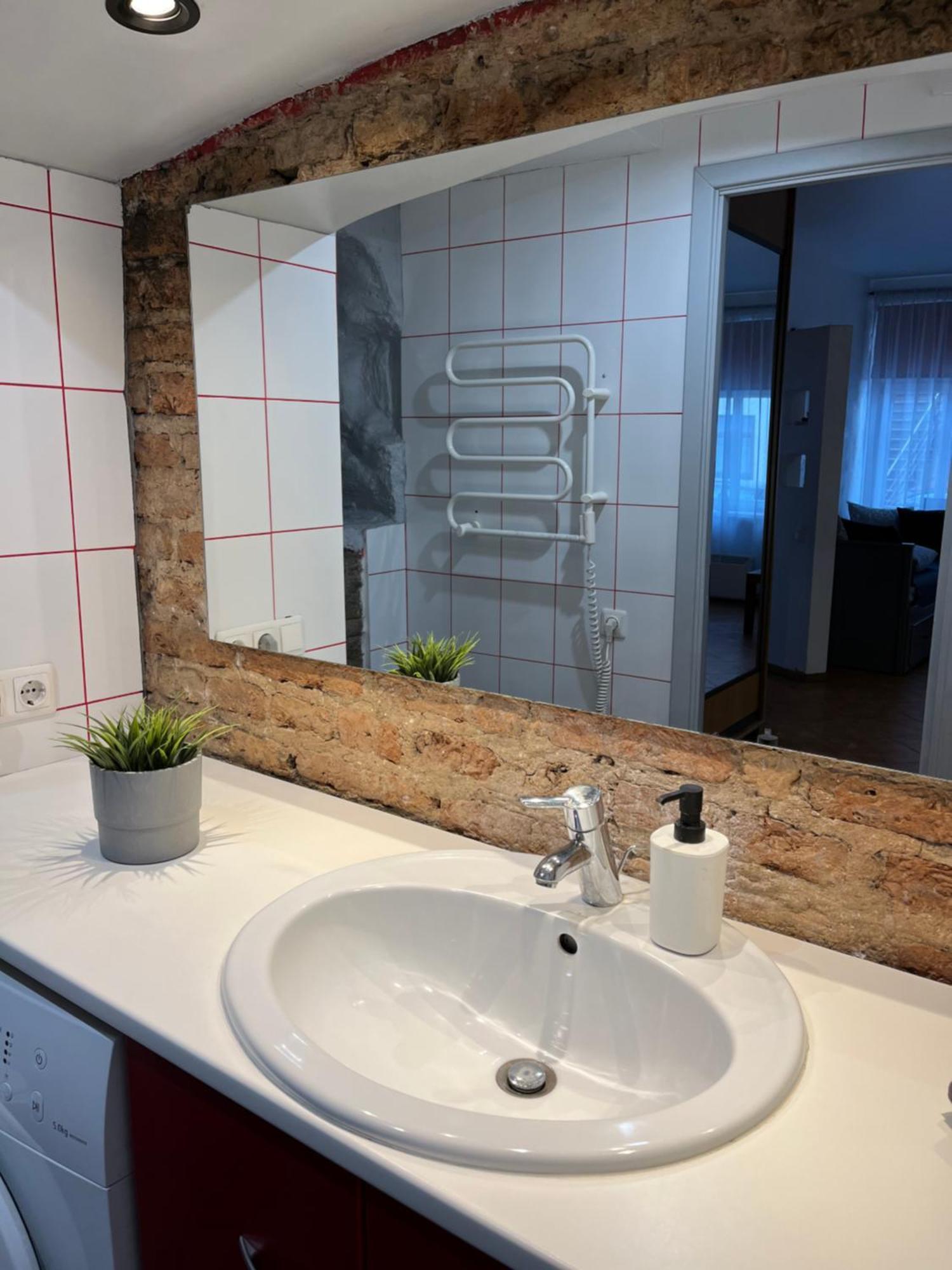 Old Studio Apartment Vilnius Luaran gambar
