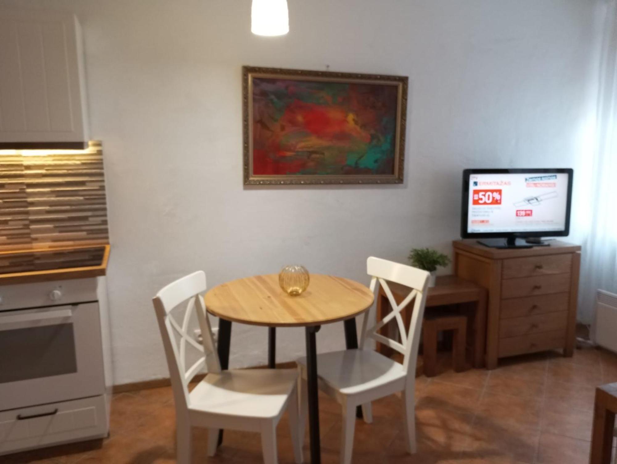 Old Studio Apartment Vilnius Luaran gambar